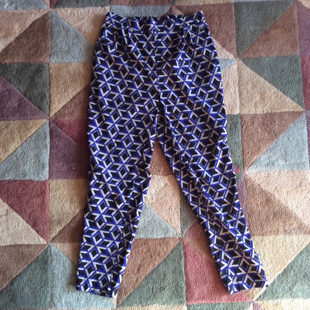 2/$8 • EUC Forever 21 Pants